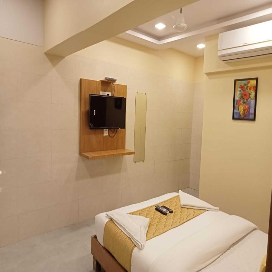 Hotel New Sarah Inn, Andheri West Mumbai Eksteriør bilde